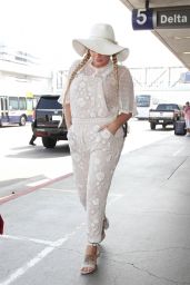 Kesha Style - at LAX Airport 6/3/2016
