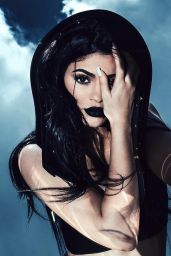 Kylie Jenner Social Media Pics, June 2016
