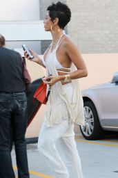 Nicole Murphy Casual Style - Out For Lunch in Beverly Hills 6/26/2016