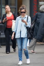 Rose Byrne Street Style - Out in New York City 6/29/2016