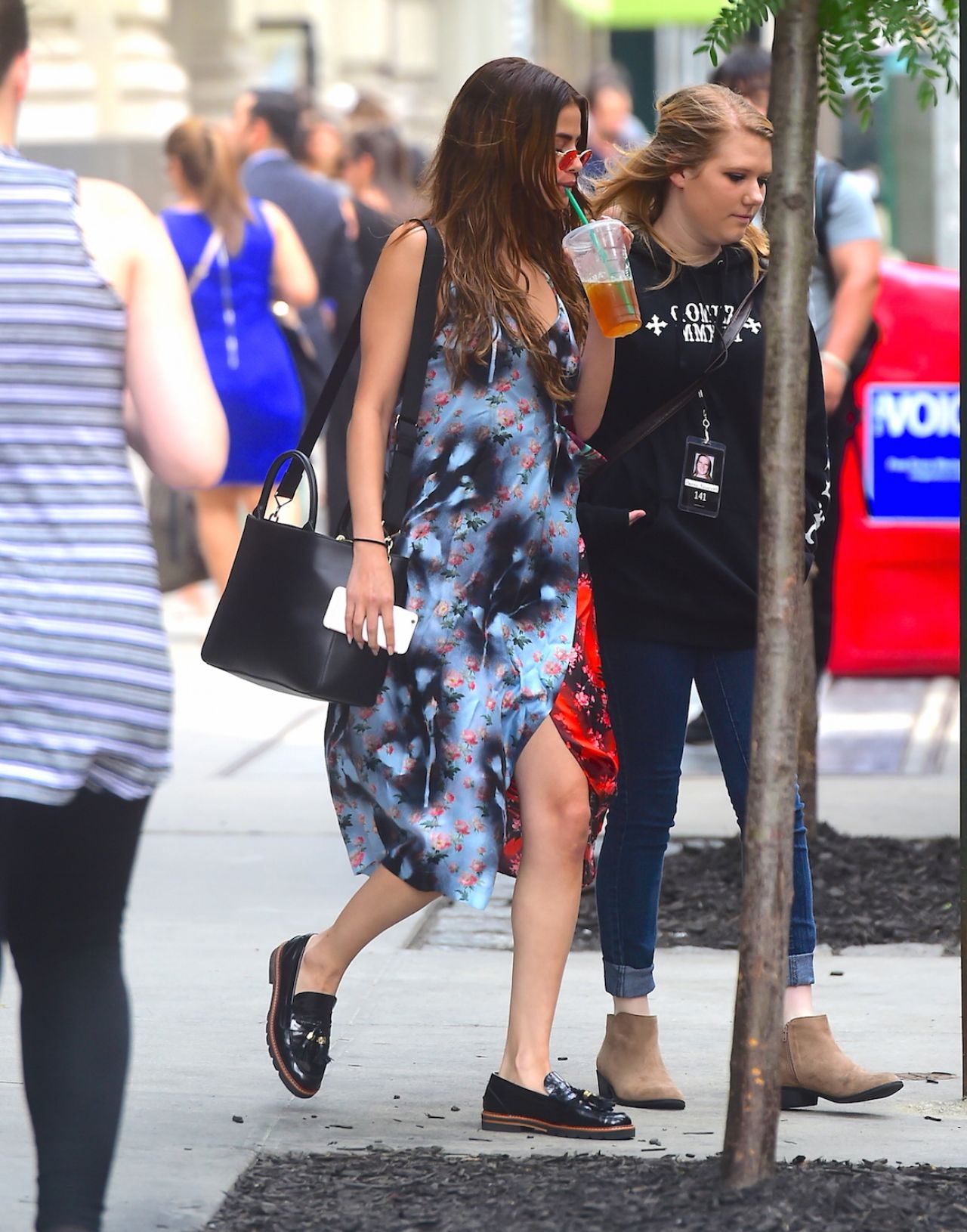 Selena Gomez Cute Outfit Ideas - Outside Her Hotel in New York City 6/1 ...