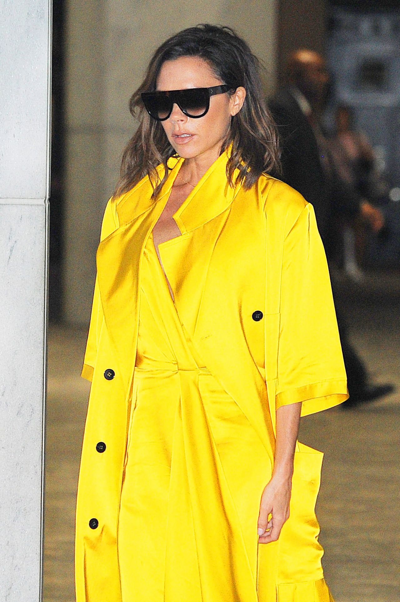 Victoria Beckham Chic Style - Arrives for a Meeting in Midtown, NYC 6 ...