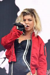  Fergie Performing on Wireless Festival 2016 in London