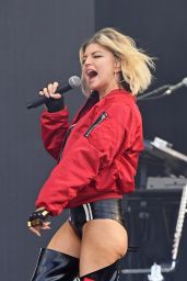  Fergie Performing on Wireless Festival 2016 in London