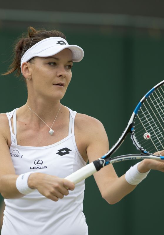 Agnieszka Radwanska Style, Clothes, Outfits and Fashion • CelebMafia