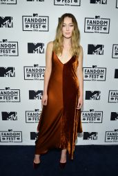Alycia Debnam-Carey – MTV Fandom Awards in San Diego 7/21/2016