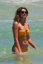 Anastasia Ashley Hot in Bikini - Beach in Miami, July 2016