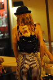Bella and Dani Thorne - Out to Dinner in Rome 7/8/2016