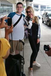 Charlotte McKinney Travel Outfit - Pearson International Airport in Toronto 7/23/2016 