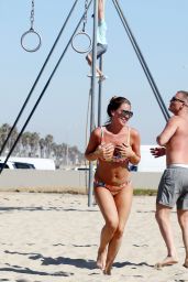 Danielle Lloyd in a BIkini - Exercising With Her Fiance Near Venice Beach, June 2016