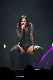 Demi Lovato - Performing at KFC YUM! Center in Louisville 7/29/2016 