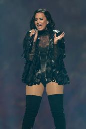 Demi Lovato - Performing at the BB&T Center in Sunrise Florida 7/1/2016