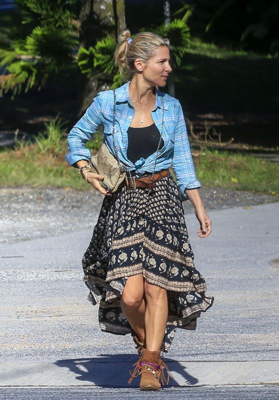 Elsa Pataky Urban Outfit - Out in Byron Bay, Australia 07/04/2016