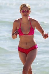 Emma Roberts in Bikini - Beach in Miami 7/14/2016