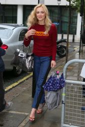 Fearne Cotton - Arriving at BBC Radio Two Studios in London 7/1/2016
