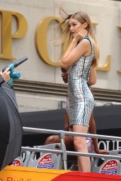 Gigi Hadid - Maybelline Photoshoot Set in New York City 7/18/2016
