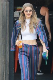 Gigi Hadid - Out in NYC 7/25/2016