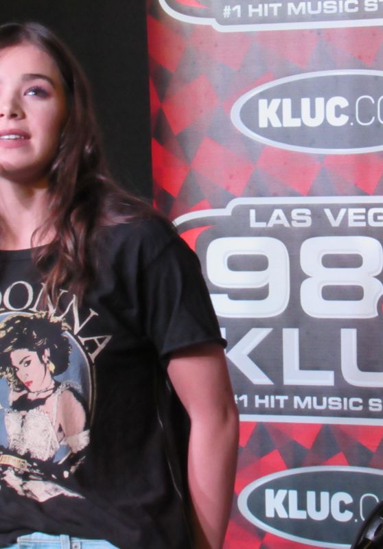 Hailee Steinfeld at 98.5 KLUC in Las Vegas, NV 7/20/2016 