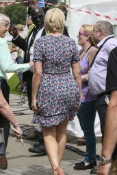 Holly Willoughby - Filming ITV