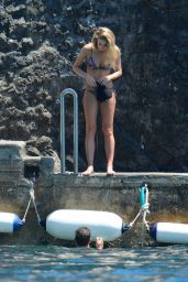 Jennifer Hawkins Bikini Candids - Positano, Italy, July 2016