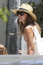 Jessica Alba Summer Outfit - Meets a Friend in Beverly Hills 7/24/2016