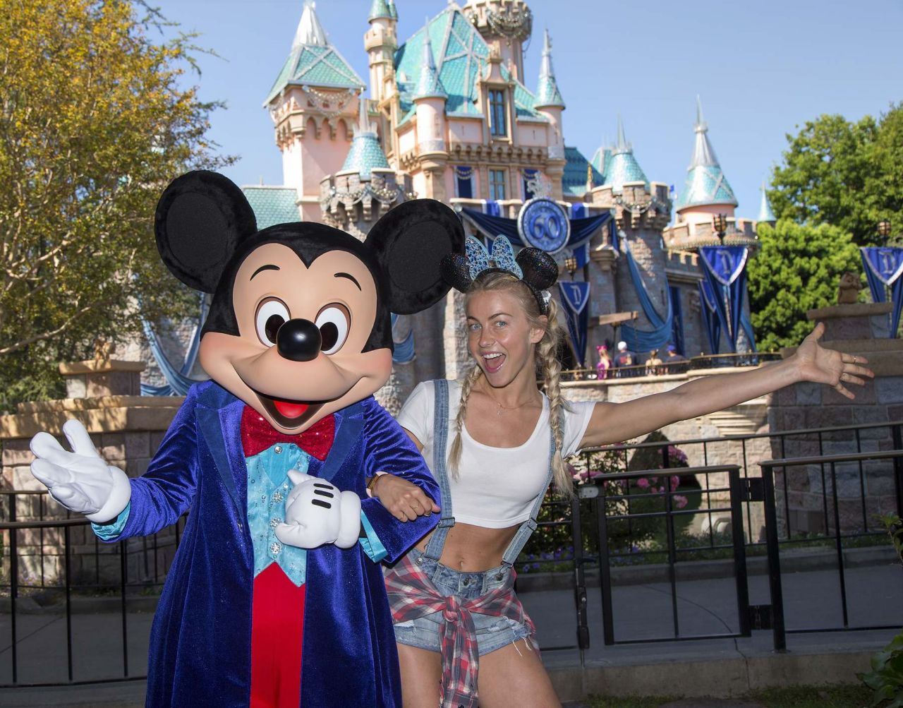 julianne-hough-out-at-disneyland-6-30-2016-8.