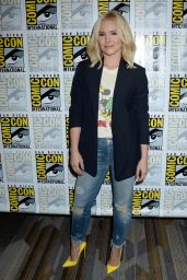 Kristen Bell – CBS Television Studios Press Line at Comic-Con in San Diego 7/21/2016
