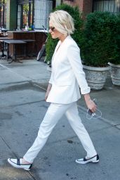 Kristen Stewart Is Stylish - Leaving Her Hotel in NYC 7/11/2016 