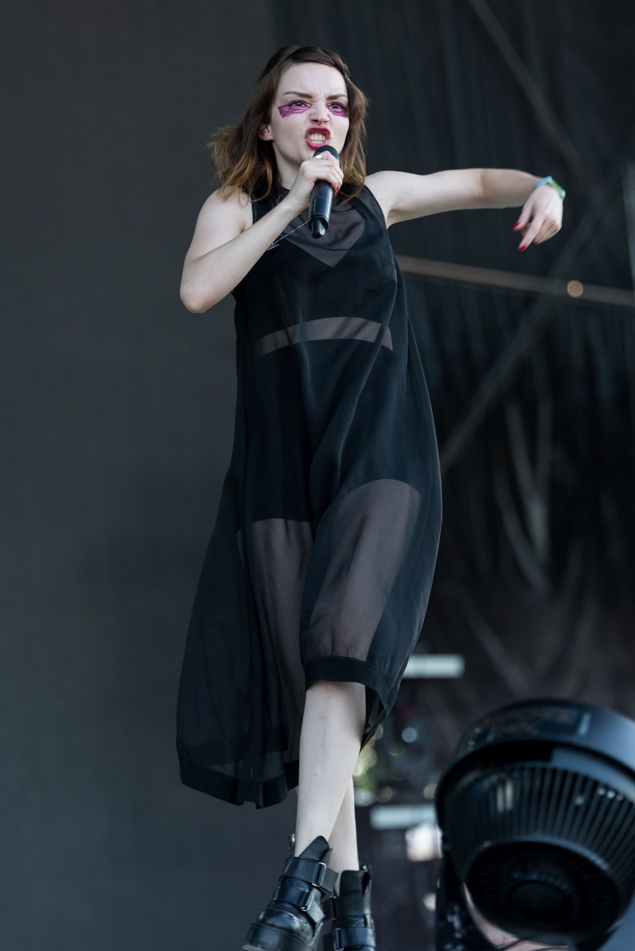 Lauren Mayberry – Performs at 2016 Bonnaroo Music Fest in Manchester