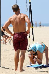 Lindsey Vonn - Working Out on Santa Monica Beach 7/15/2016