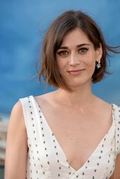 Lizzy Caplan – Sony Pictures’ ‘Ghostbusters’ Premiere at TCL Chinese Theatre in Hollywood