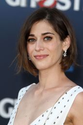Lizzy Caplan – Sony Pictures’ ‘Ghostbusters’ Premiere at TCL Chinese Theatre in Hollywood
