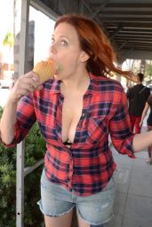 Maitland Ward Eating Ice Cream - Los Angeles, July 2016