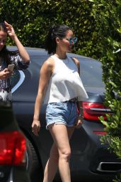 Olivia Munn Leggy in Jeans Shorts - Shopping in Los Angeles, 07/16/2016 