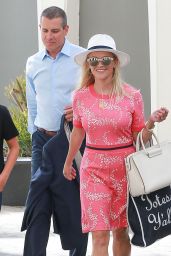 Reese Witherspoon - Shopping in Beverly Hills 7/12/2016 