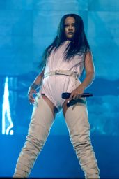 Rihanna Performs at Anti-World Tour in Stockholm, Sweden, July 2016