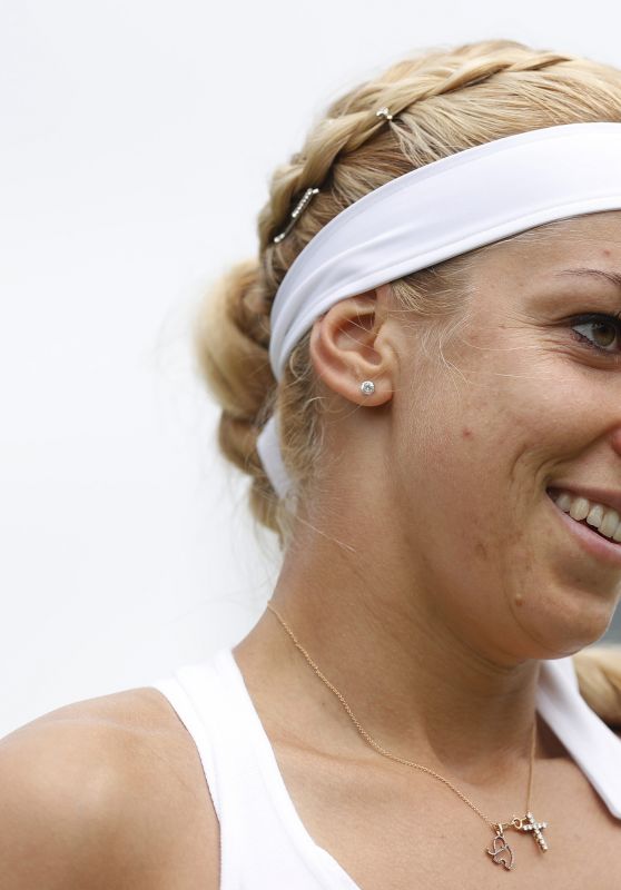 Sabine Lisicki – Wimbledon Tennis Championships in London 2nd Round 6/30/2016