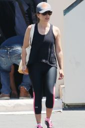 Sarah Michelle Gellar - Leaving a Gym in Santa Monica 7/10/2016 