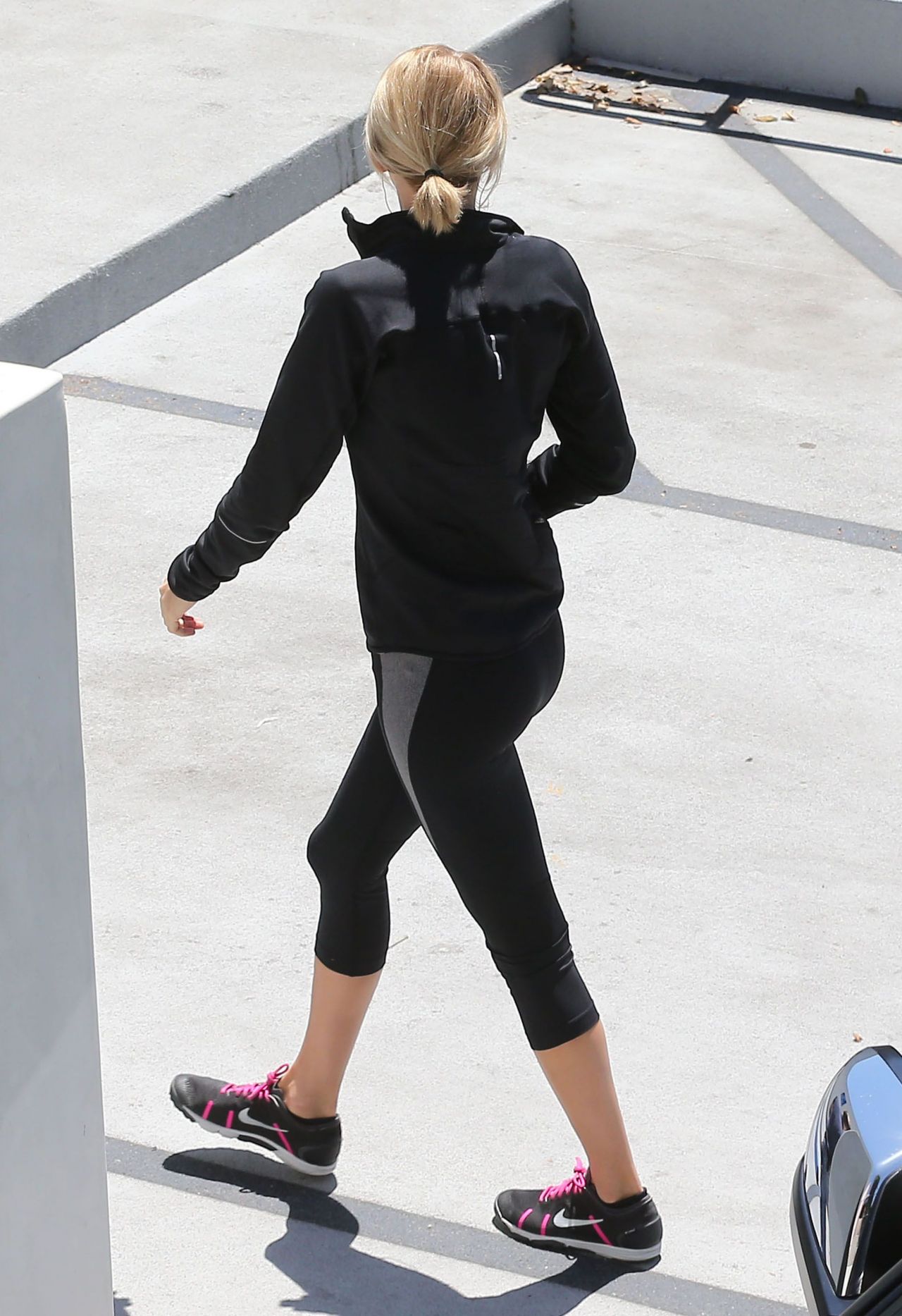 Taylor Swift Style — Leaving the gym, West Hollywood, CA