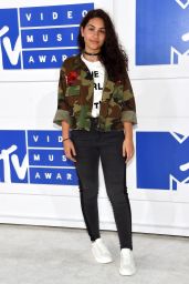Alessia Cara – MTV Video Music Awards 2016 in New York City 8/28/2016