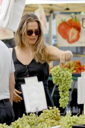 Alicia Silverstone - Studio City Farmer