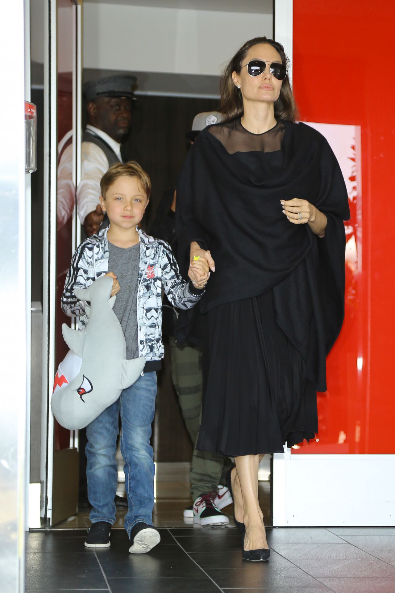 Angelina Jolie LAX Airport May 17, 2016 – Star Style