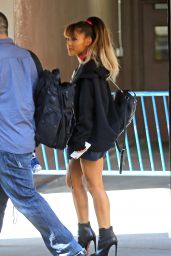 Ariana Grande - Going to Rehearse for Her VMA Performance in New York City 8/26/2016 