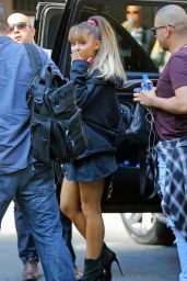Ariana Grande - Going to Rehearse for Her VMA Performance in New York City 8/26/2016 