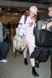 Bella Thorne Travel Outfit - at LAX 8/10/2016 