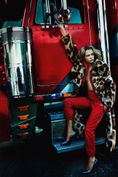 Cara Delevingne - Photoshoot for Vogue September 2016