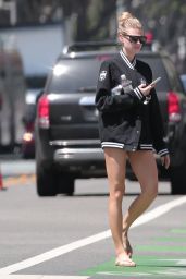 Charlotte McKinney - Out in Los Angeles 8/30/2016