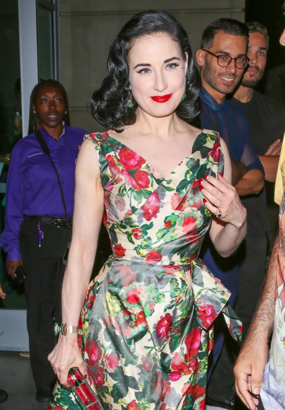 Dita Von Teese - Arriving at the Adele Concert in Los Angeles. 8/10/2016 