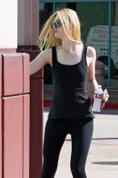 Elle Fanning -  Goes to a Dance Class in Los Angeles 8/18/2016