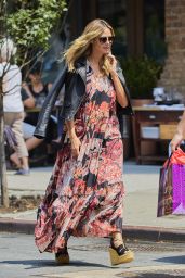 Heidi Klum Street Outfit - NYC 8/6/2016 